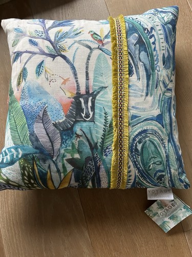 40cm voyage maison cushion - voyage,