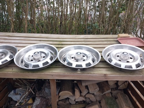 Jaguar series 3 wheel - 3,