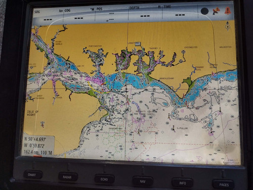 Simrad nse12 12in gps - nse12, colour