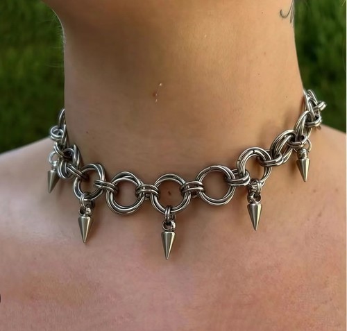 Silver spike chainmail choker - chainmail,