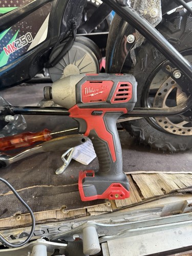 Milwaukee impact driver - milwaukee,