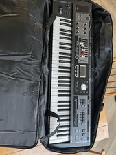 Roland VR09 Keyboard Organ with Bag & UK Power Supply - Used In Great Condition