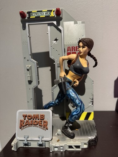 Tomb raider area lara - tomb, 51-
