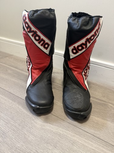 Daytona road racing - road, boots