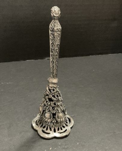 Antique ornate mussie tussie - antique,