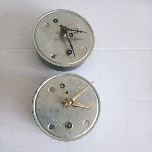 Metamec pair mantle clock - of,