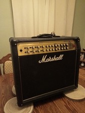Marshall Valvestate 2000 AVT 20 Guitar Ampliier Good Condition