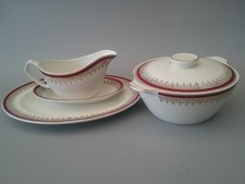 Myott Royalty red  dinner