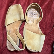 Pons Avarcas Women’s Size 9