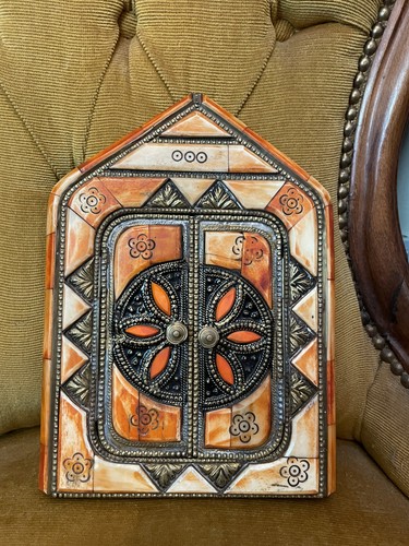 Moroccan mirror bone