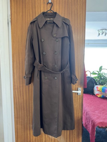 Vintage brown burberrys woman - burberrys,