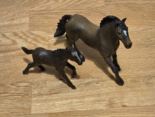 Schleich Wild Father and Foal