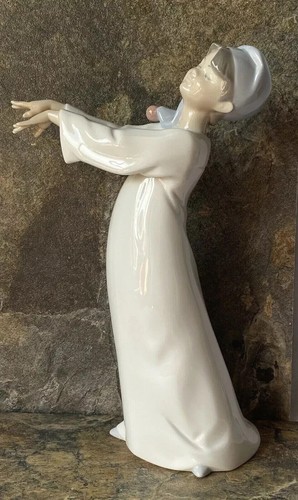 Lladro nao figurine little - lladro, "little