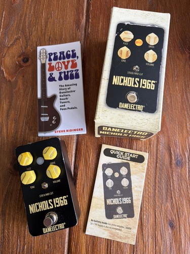 Danelectro nichols 1966 fuzz - fuzz, /