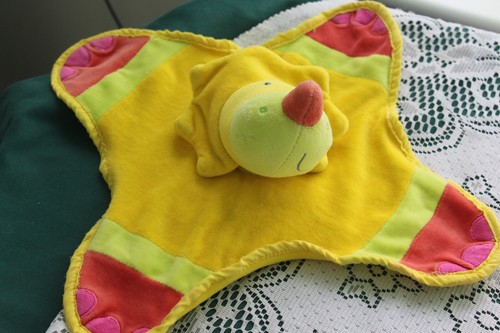 Keel toys dinky - dino, blankie