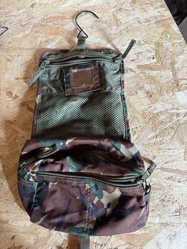 Dpm highlander wash bag good - highlander,