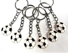 6  FOOTBALL KEYRINGS PARTY BAG