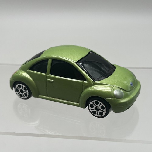 Maisto volkswagen new beetle - maisto,
