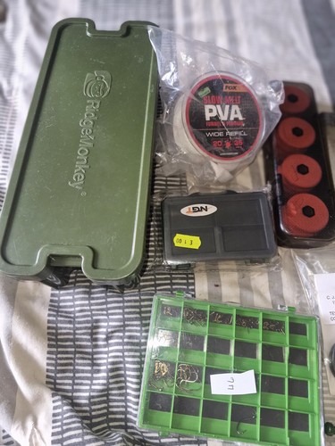 Carp fishing joblot including - fishing,