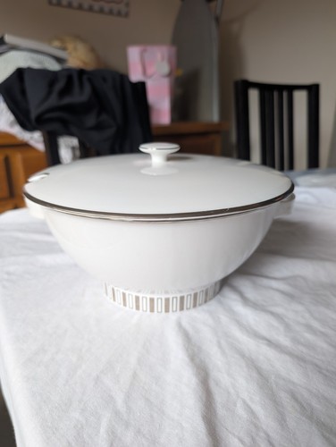 Royal worcester large - worcester,