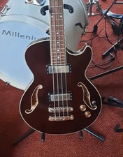 Ibanez Artcore AFB200 Electro