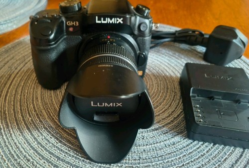 Panasonic lumix dmc gh3 16mp - panasonic,