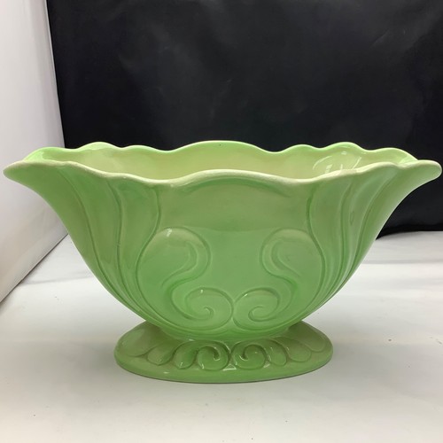 Maling green lustreware shell - maling,