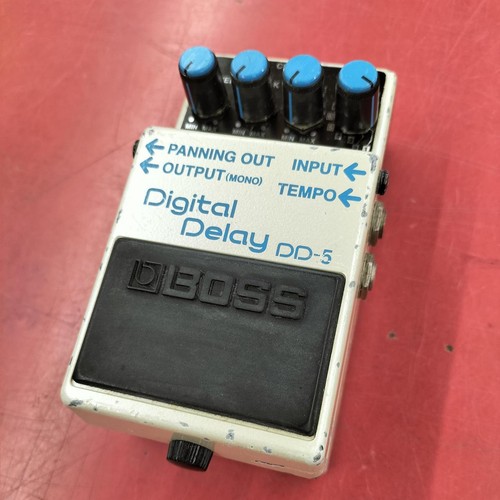 Boss digital delay pedal - dd-5,