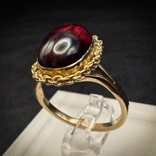 9ct Gold Vintage Ring, Size N, Deep Red Cabochon Stone, 3.06g