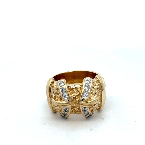 9ct yellow gold buckle ring
