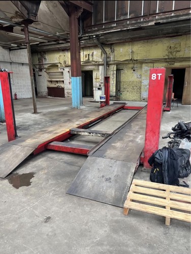 Post car lift vehicle - car, /