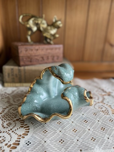 Vintage ceramic scalloped soap - vintage,