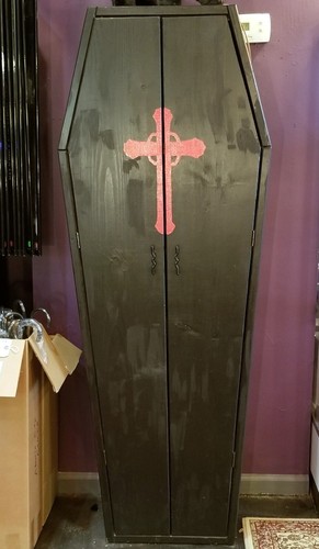 Wooden coffin bookcase with - wooden,