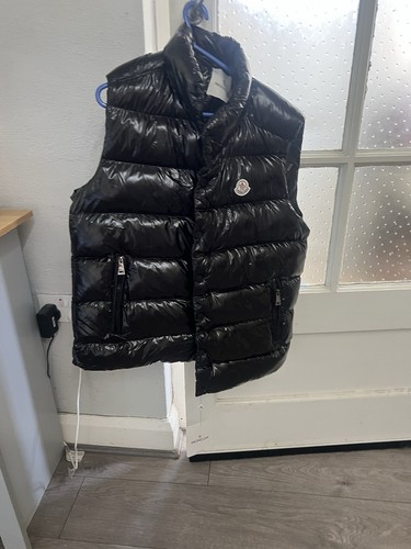 Moncler black gilet large - moncler,