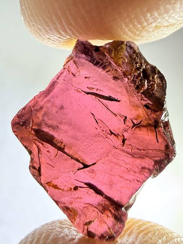Natural garnet - 10.6,