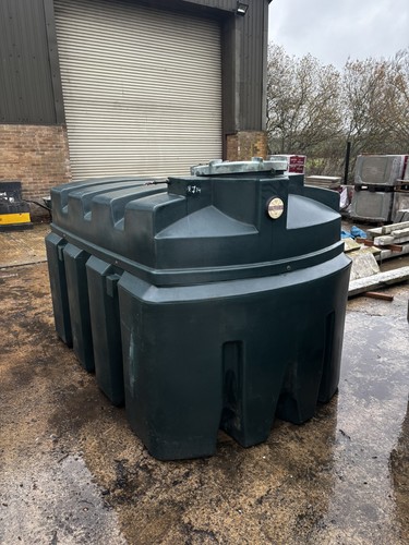 716 2500 liter - #716, bunded