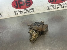 Hydraulic mower cylinder on /