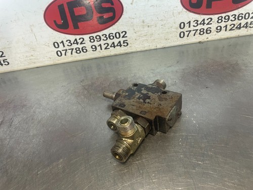 Hydraulic mower cylinder - , on