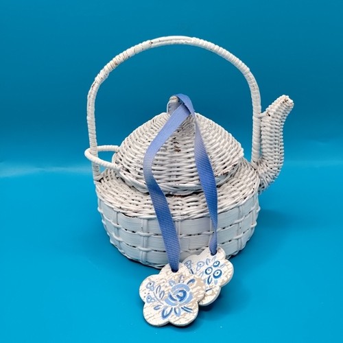 Vtg avon white - vtg,