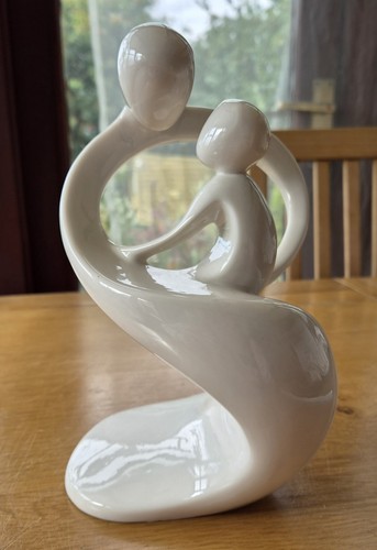 Enesco circle love - enesco,