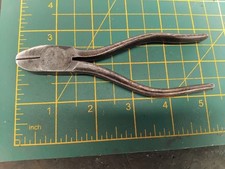 Vintage Elliott Lucas