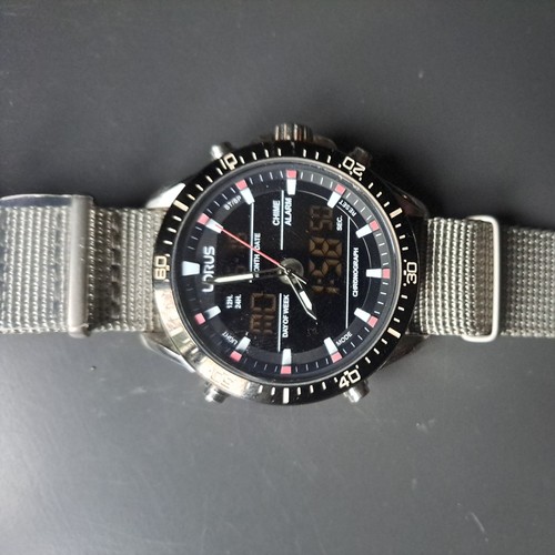 Men lorus ana digi - digi, watch