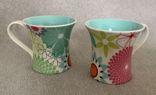 Two portmeirion crazy daisy - two,