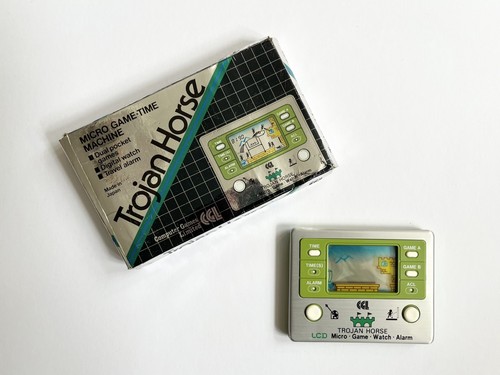 Gakken trojan horse handheld - trojan,