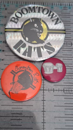 Original vintage punk badges - vintage,