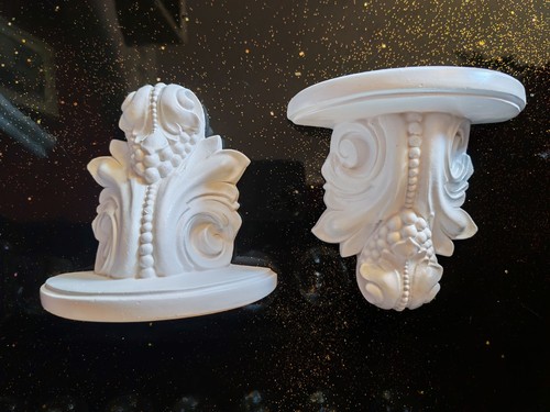 Decorative curved plaster - curved,