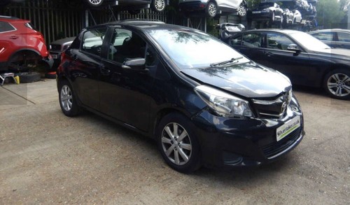 Breaking toyota yaris d4d - toyota,