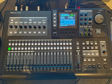 TASCAM DP32SD Digital Recorder