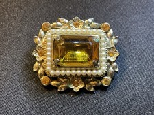 Coro Pegasus Large Vintage