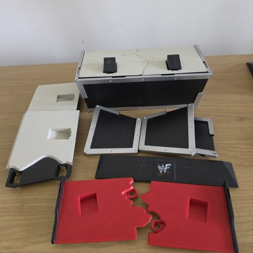 Wwe commentator breakable - wwe,